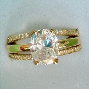 NWOT 3PC Stunning Golden Tone Bridal Set Oval 2.5ct Simulated diamonds ring in 7